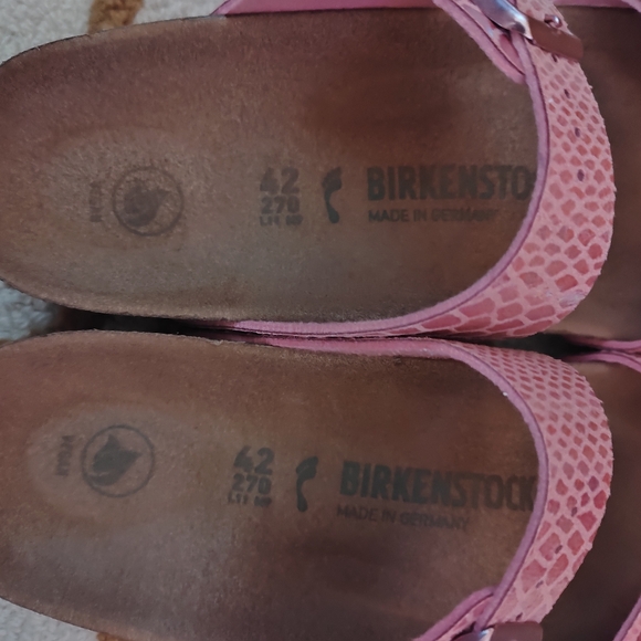 ~~BIRKENSTOCKS🩴~~ - Picture 5 of 6